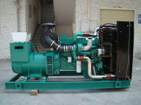 贵南1100kw康明斯柴油发电机组图片 贵南1100kw康明斯柴油发电机组图片
